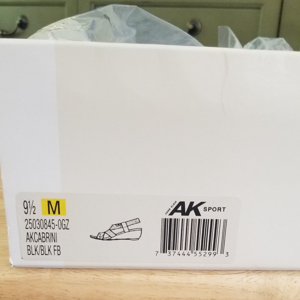 Anne Klein Sport Sling Back Sandels - Picture 3 of 12